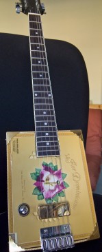 cigar box guitar